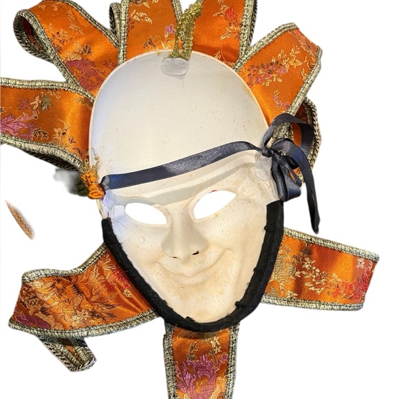 Masquerade Mardi grass Vintage Mask - Picture 6 of 6